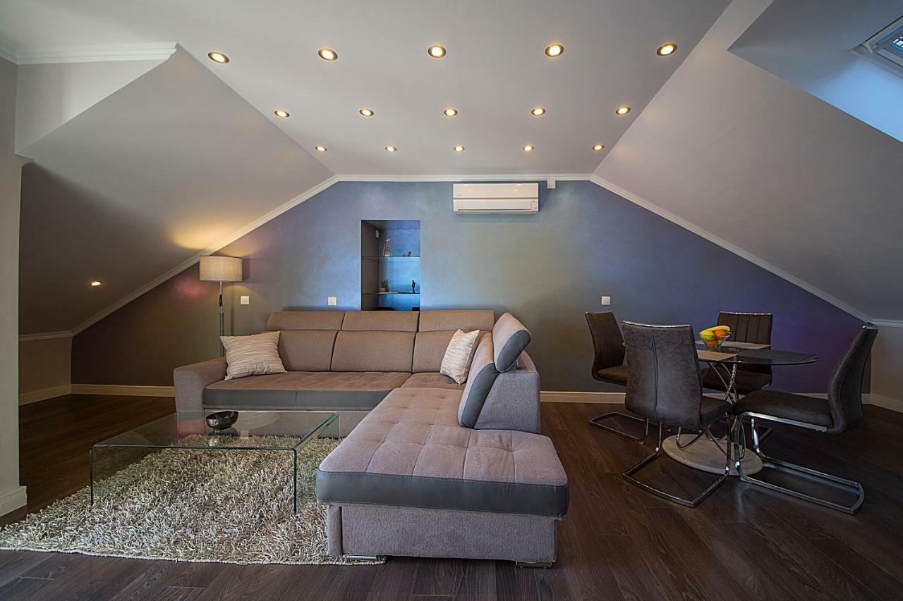 Apartments Tasha Мали-Лошинь Экстерьер фото