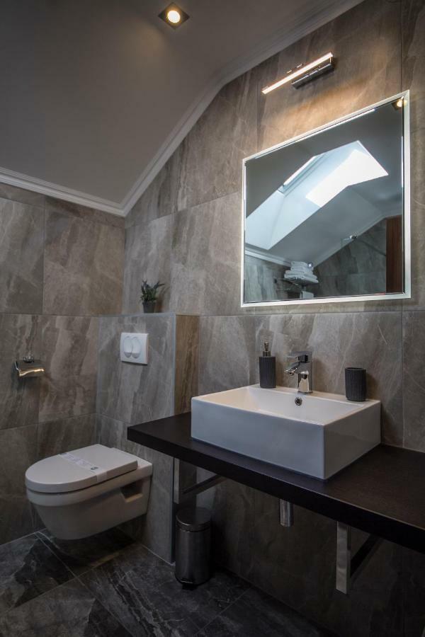 Apartments Tasha Мали-Лошинь Экстерьер фото